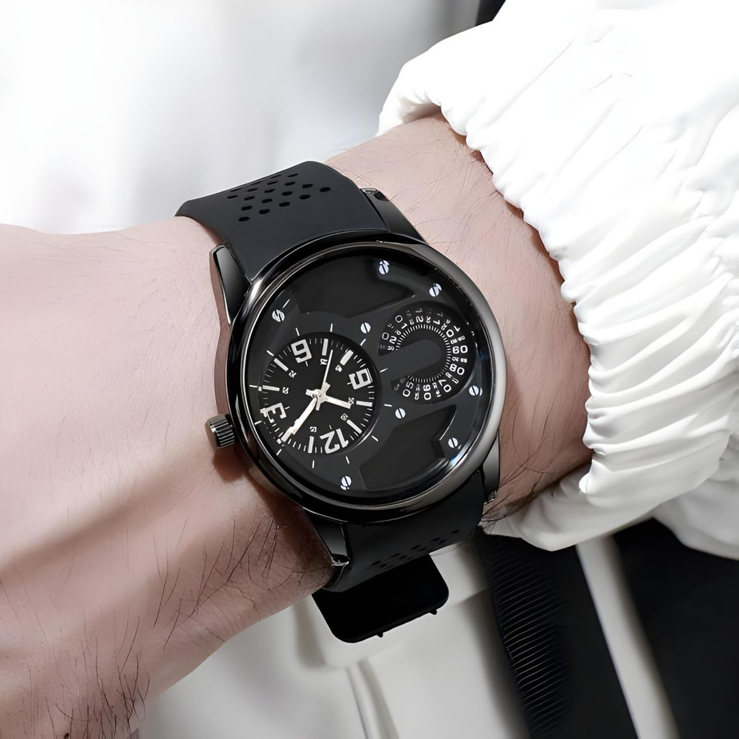 ساعت مچی عقربه‌ای مردانه مدل تک موتور چرمی 02