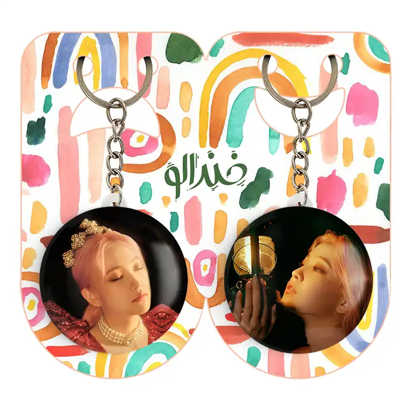 جاکلیدی خندالو مدل یری گروه رد ولوت Red Velvet کد 1959519590 مجموعه 2 عددی