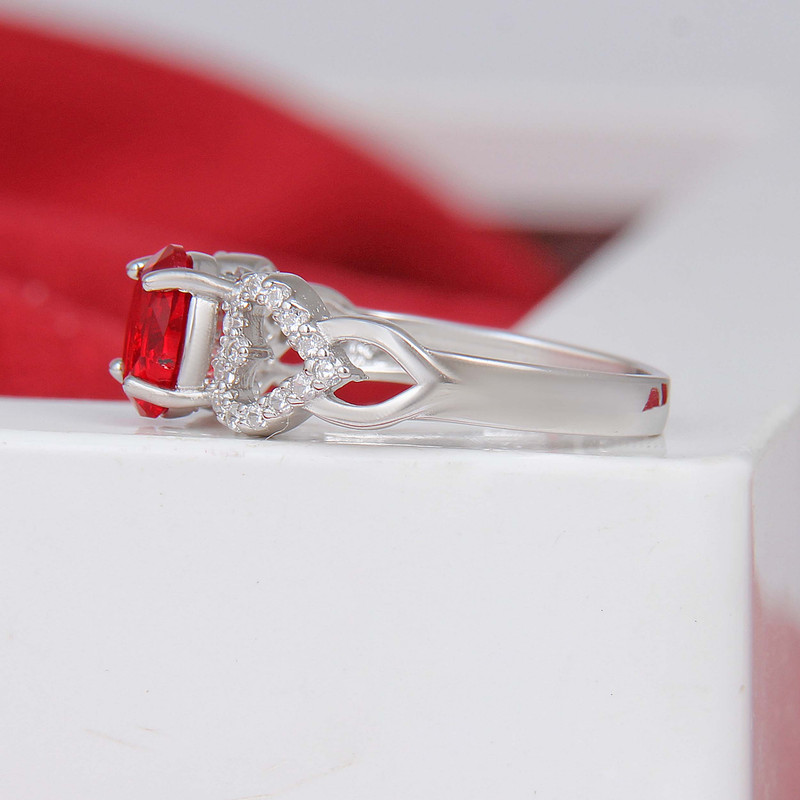 انگشتر نقره زنانه بازرگانی میلادی مدل سنگ کوارتز نگین برلیان بدون ریزش آبکاری رادیوم کد AWR_1354 انگشتر نقره زنانه بازرگانی میلادی مدل سنگ کوارتز نگین برلیان بدون ریزش آبکاری رادیوم کد AWR_1354