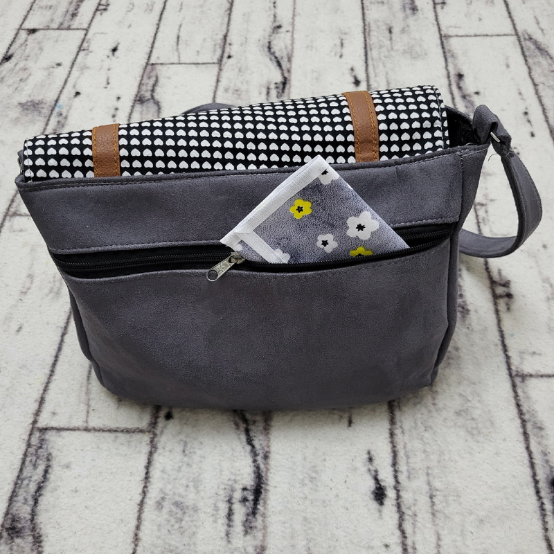 جای دستمال کاغذی مدل جیبی شکوفه کد 407 مجموعه دو عددی