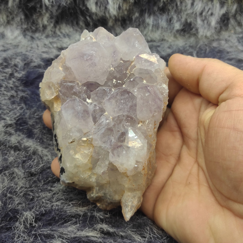سنگ راف آمیتیست مدل  کریستالی کد CM7704