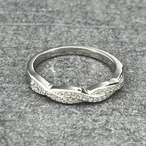 انگشتر نقره زنانه گیرا مدل G384 