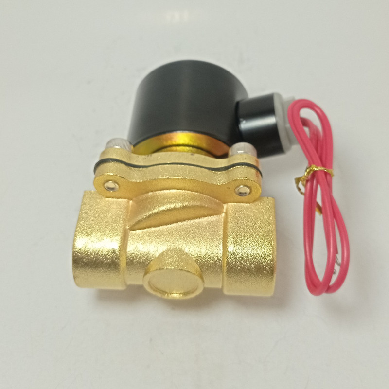 شیر برقی یونیدو مدل 2w-200-20-3/4-220 ولتاژ 220 ولت