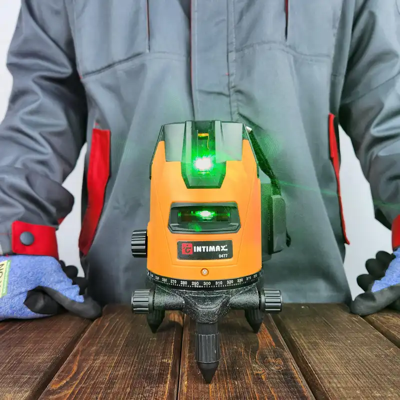 تراز لیزری اینتیمکث کد 0477 به همراه پایه