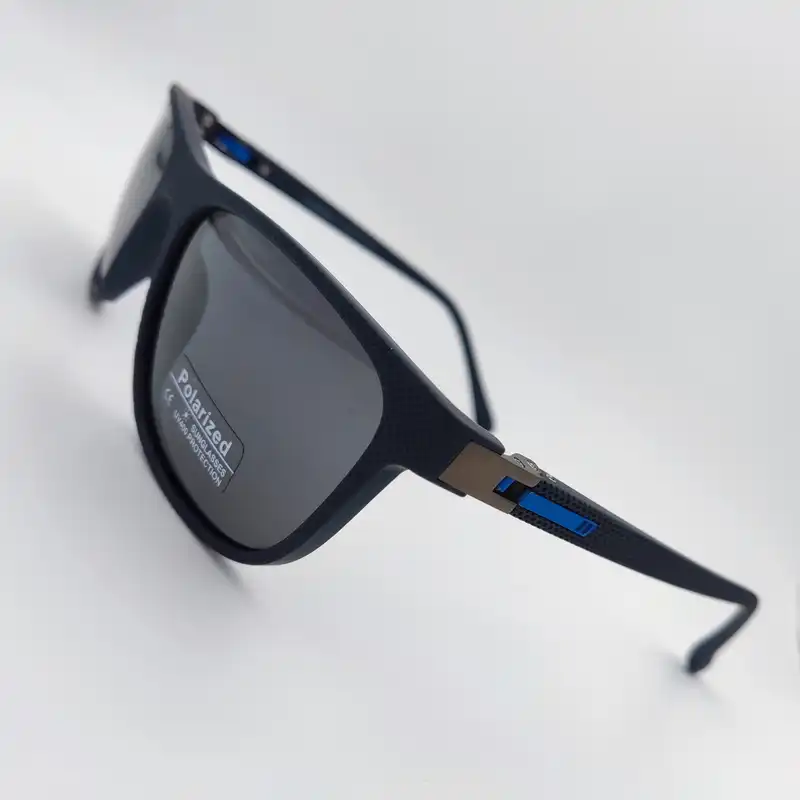 عینک آفتابی مورل مدل POLARIZED 8209c5