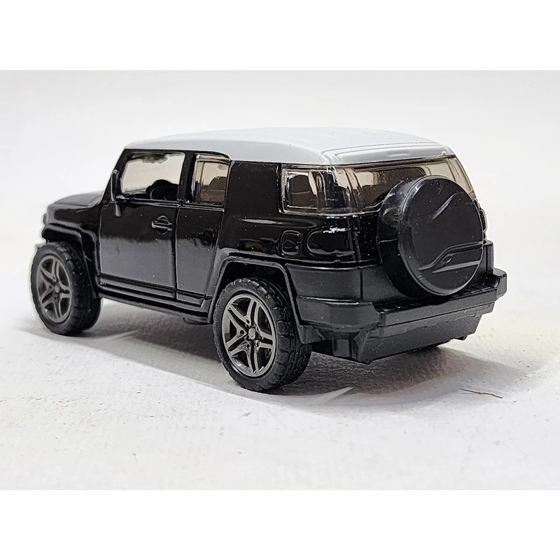 ماشین بازی مدل FJ Cruiser