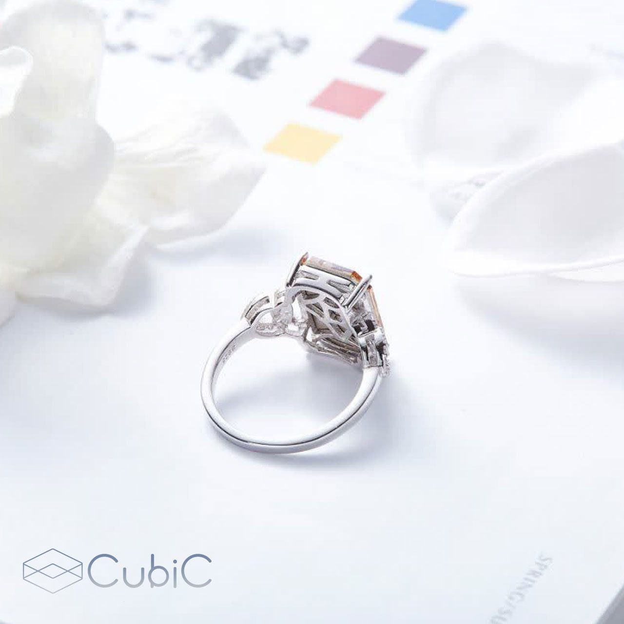 انگشتر نقره زنانه کوبیک مدل QE-6706 انگشتر نقره زنانه کوبیک مدل QE-6706