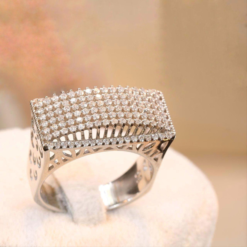 انگشتر نقره زنانه مدل AMT_R050 انگشتر نقره زنانه مدل AMT_R050