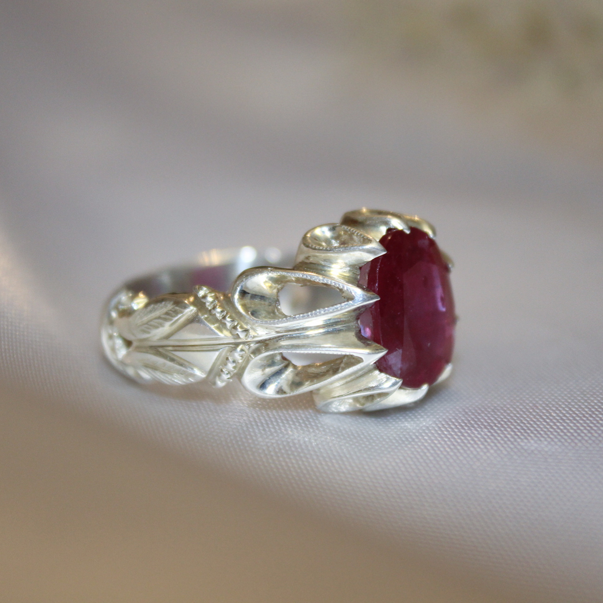 انگشتر نقره مردانه مدل یاقوت سرخ رکاب دست ساز کد KAM_004 انگشتر نقره مردانه مدل یاقوت سرخ رکاب دست ساز کد KAM_004