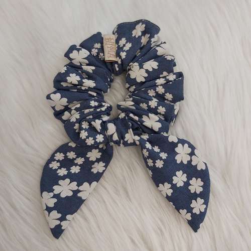 کش مو زنانه مدل اسکرانچی جین دنباله دار