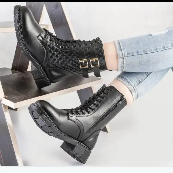 نیم بوت زنانه مدل دو سگک کد 001