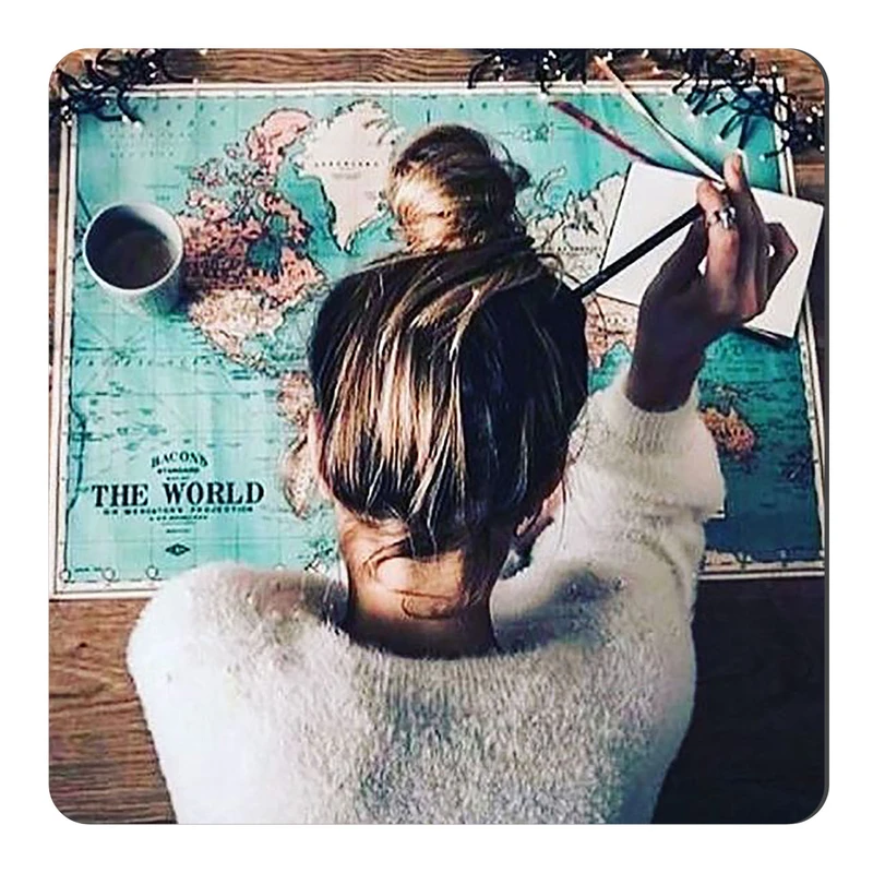 	 مگنت طرح دختر و جهانگردی کد wmg3794