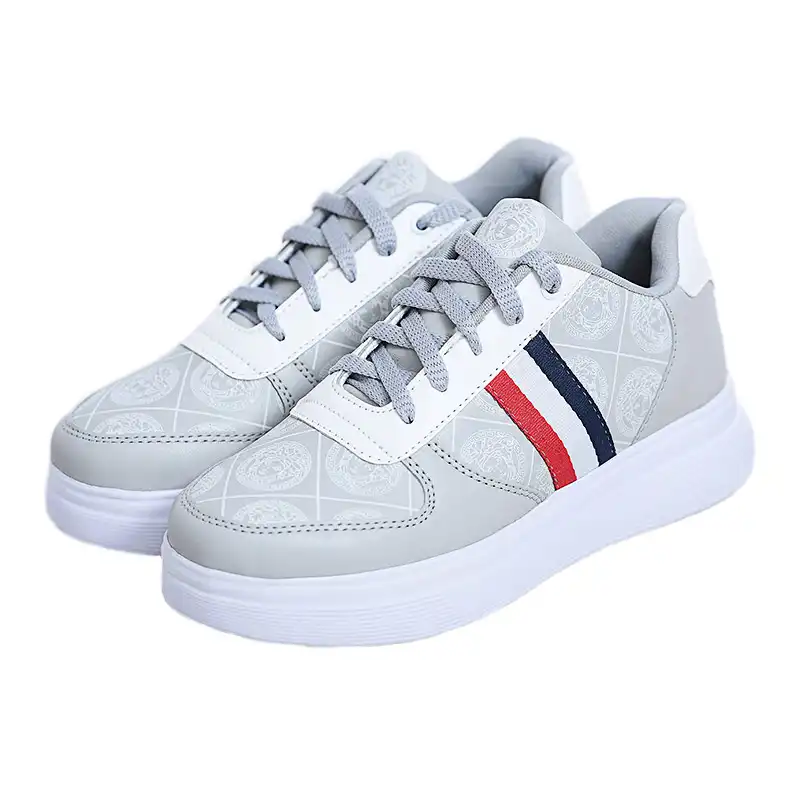 کفش روزمره زنانه مدل 209007319 اسپرت طرح ورساچه رنگ خاکستری روشن