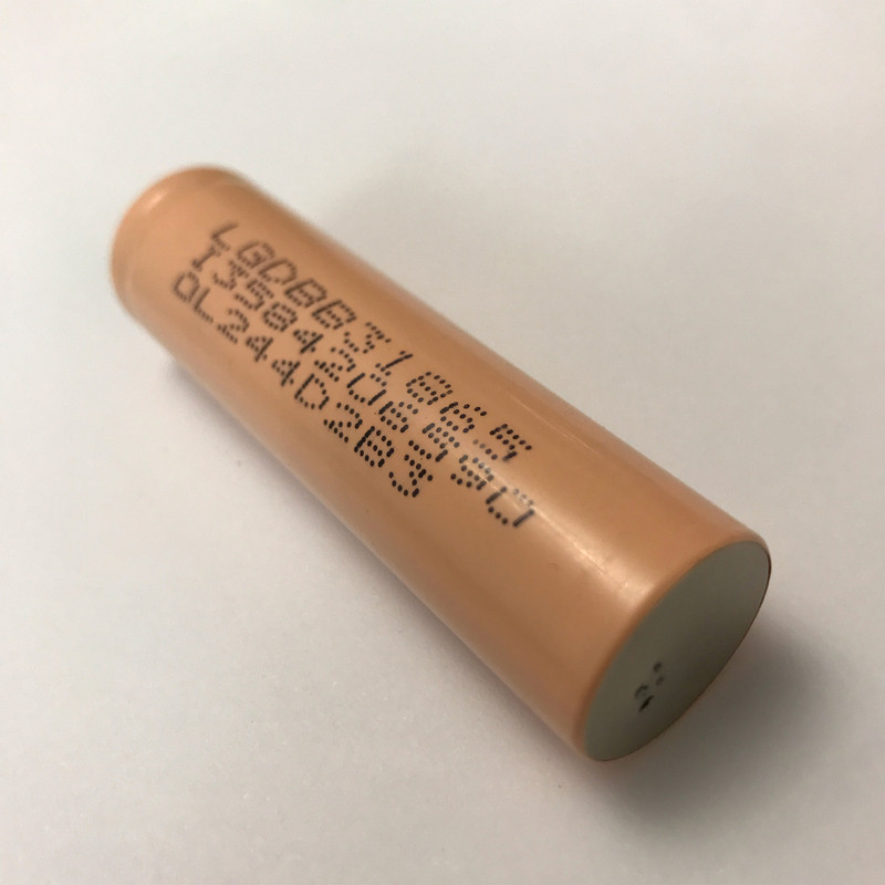 باتری لیتیوم یون قابل شارژ LG Chem مدل DBB31865 ظرفیت 2400 میلی آمپر ساعت