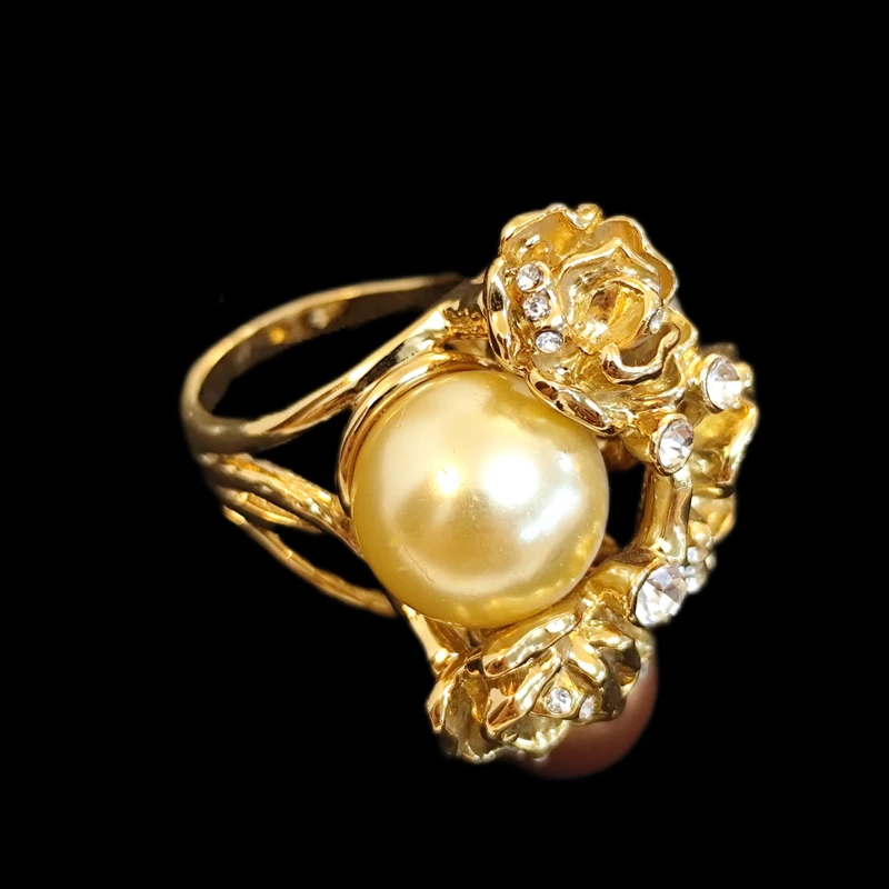 انگشتر زنانه مدل مروارید ژورنالی نگین دار