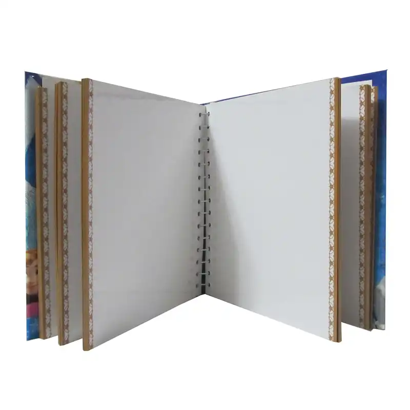 آلبوم عکس طرح دختر توت فرنگی