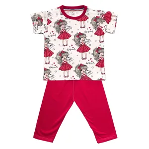 ست تی شرت آستین کوتاه و شلوار دخترانه مدل دختر و گربه کد 251