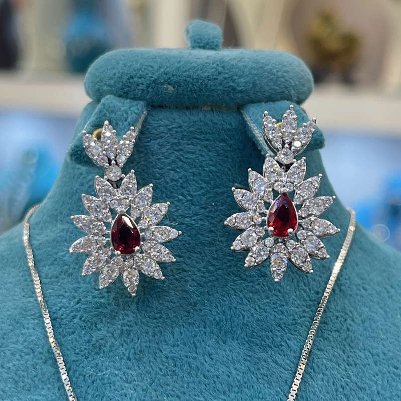 ست نقره زنانه مدل نگین اتریشی و روکش رادیوم کد 003 ست نقره زنانه مدل نگین اتریشی و روکش رادیوم کد 003