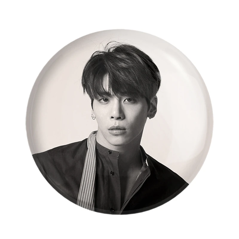 مگنت خندالو مدل جونگهیون گروه شاینی Shinee  کد 21353