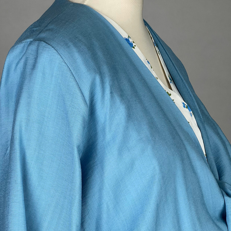 ست پیراهن و شومیز زنانه مدل گل گلی چین دار گره ای کد AK1107 رنگ آبی