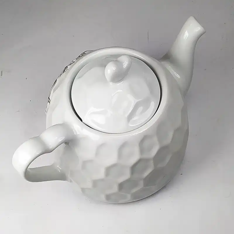 قوری آذین مدل لاو