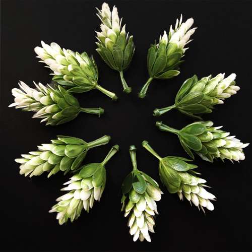 گل مصنوعی مدل برگ کاج کد 380 بسته 10 عددی