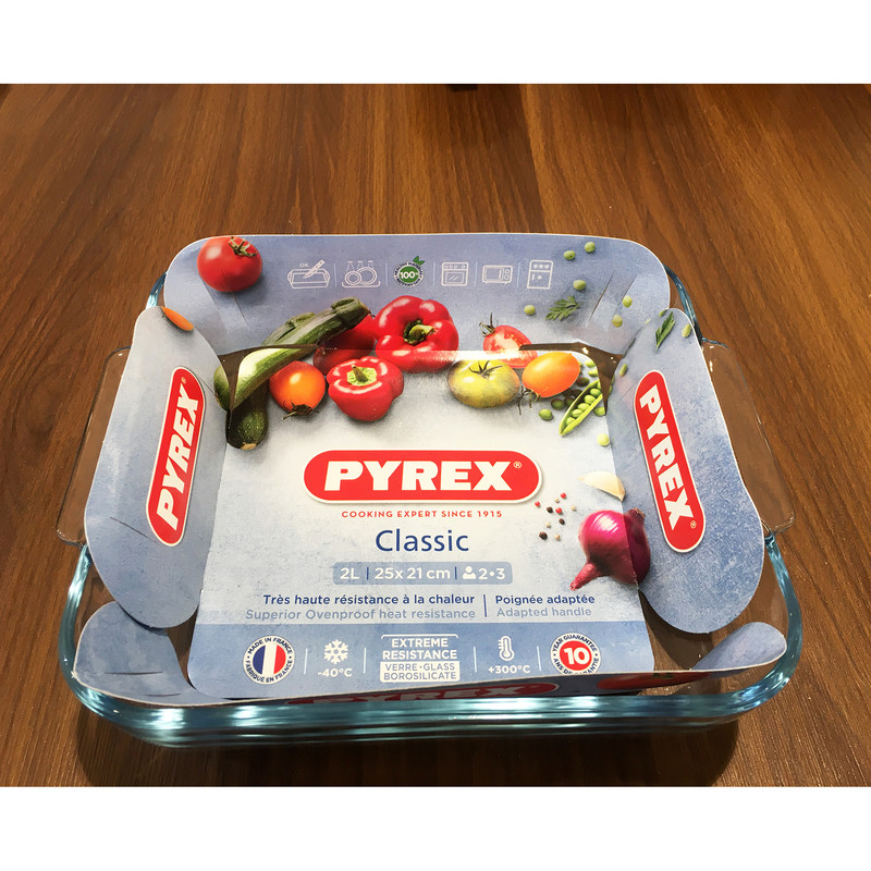 ظرف پخت پیرکس مدل Classic مربع کد 220
