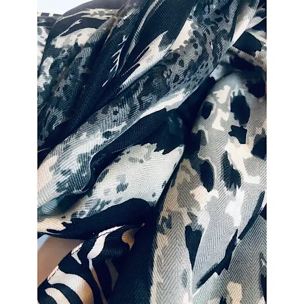 شال زنانه مدل H332