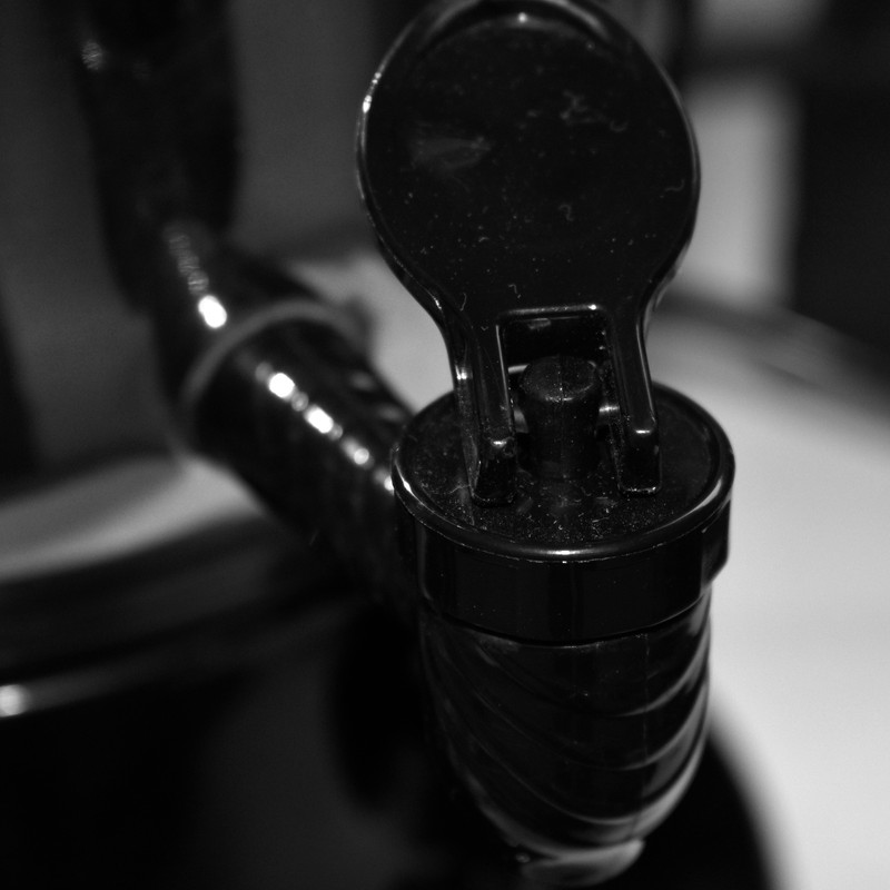 سماور برقی اسنسو مدل Tea maker ظرفیت 3.5 لیتر