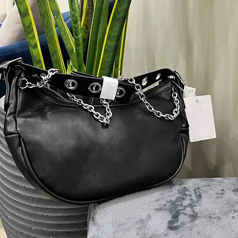 کیف رودوشی زنانه مکس مدل Plain with Strap Closure