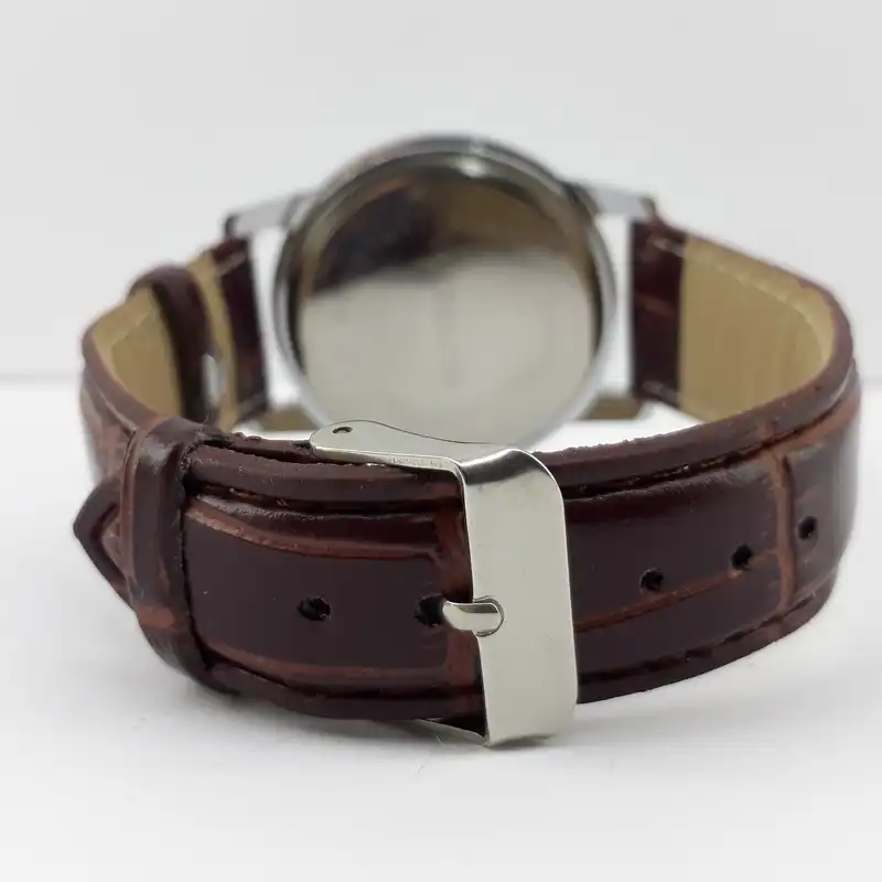 ساعت مچی عقربه ای زنانه والار مدل مدل تارج کد 2025