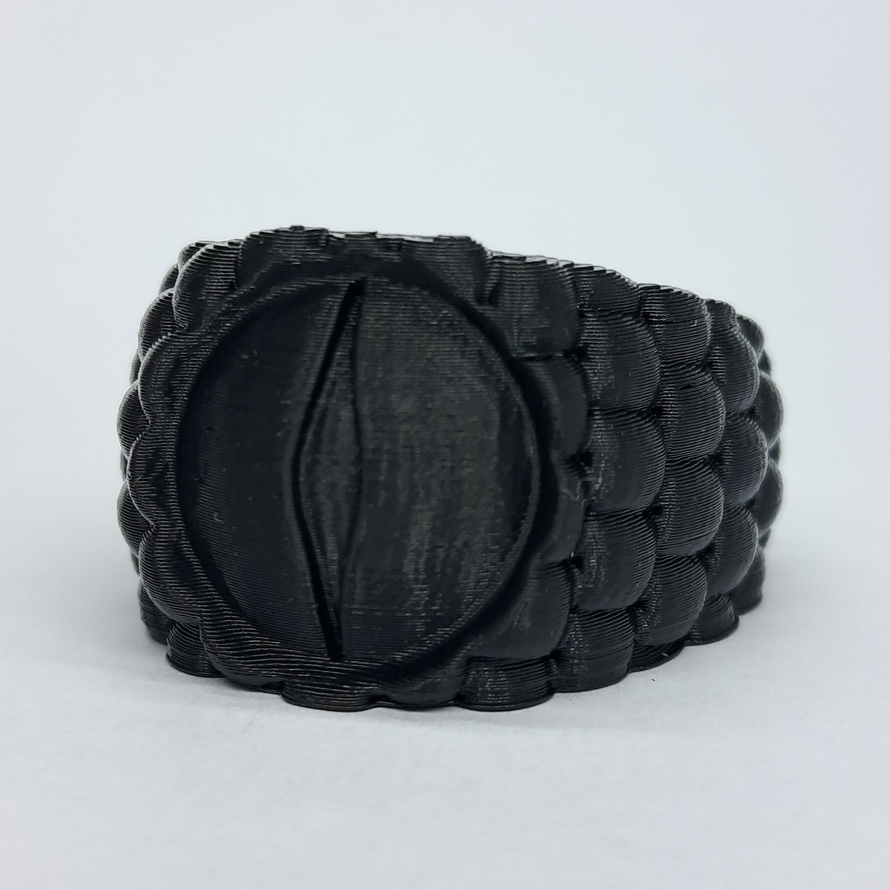 انگشتر مدل اسکلت چشم اژدها چشم کد 16.8.2