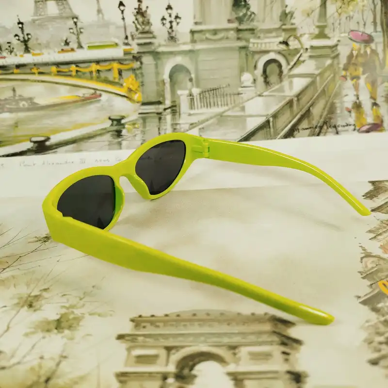 عینک آفتابی بچگانه مدل CH14 کد GR