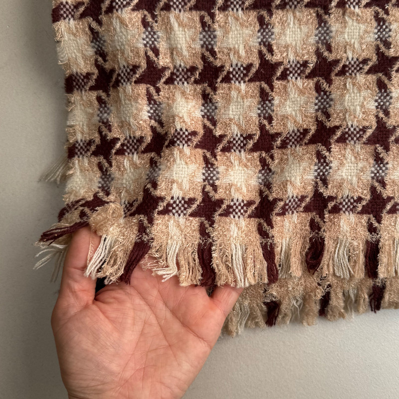 شال گردن زنانه مدل شال گردن زنانه مدل موهر چهارخانه مربعی ریز ریش ریشی کد 16