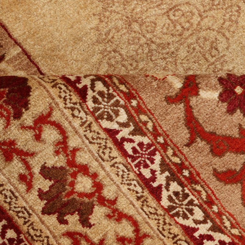 فرش دستباف شش و نیم متری سی پرشیا مدل 179738 زمینه شتری