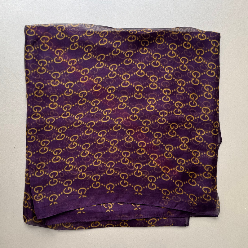 روسری زنانه مدل حریر ابرشیم زنجیری کد 3