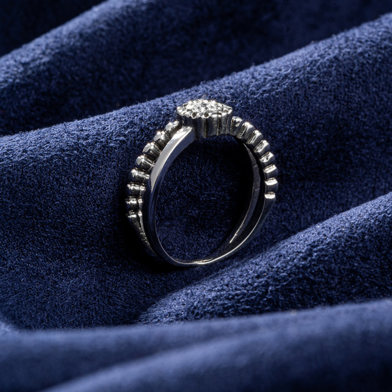 انگشتر طلا 18 عیار زنانه جواهری سون مدل 2245