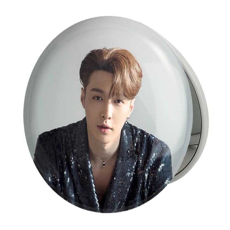 آینه جیبی خندالو طرح لی گروه اکسو EXO مدل تاشو کد 13444 