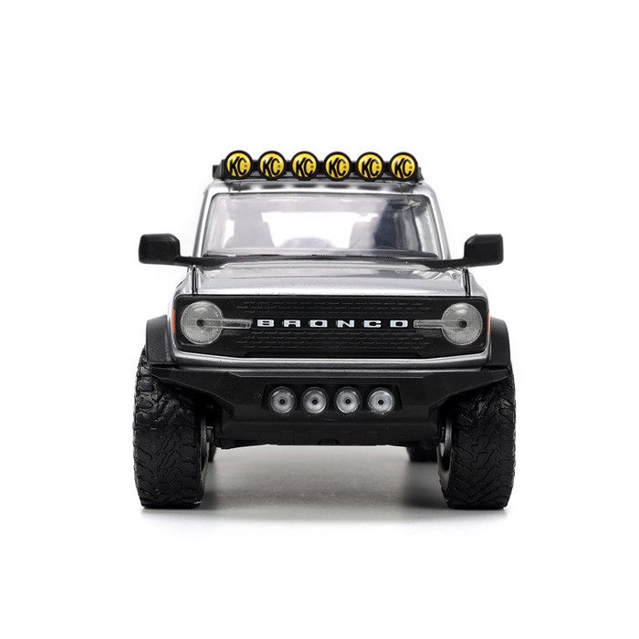 ماکت ماشین جادا مدل Ford Bronco 2021 "KC HiLiTES" with Extra Wheels