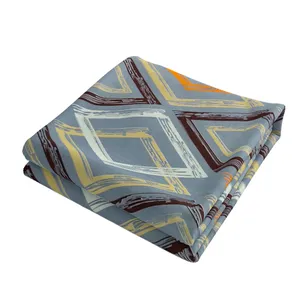 روکش لحاف خانه سفید مدل هندسی یک نفره سایز 220x160 سانتی متر