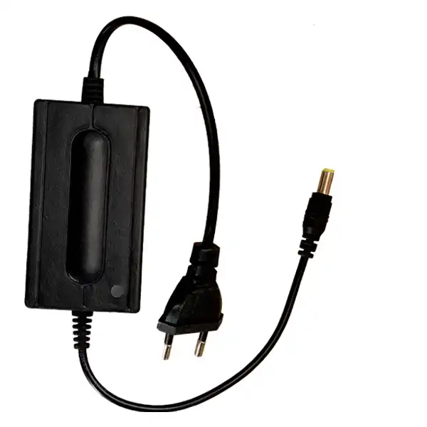 آداپتور 12 ولت 2 آمپر مدل ETG-24W