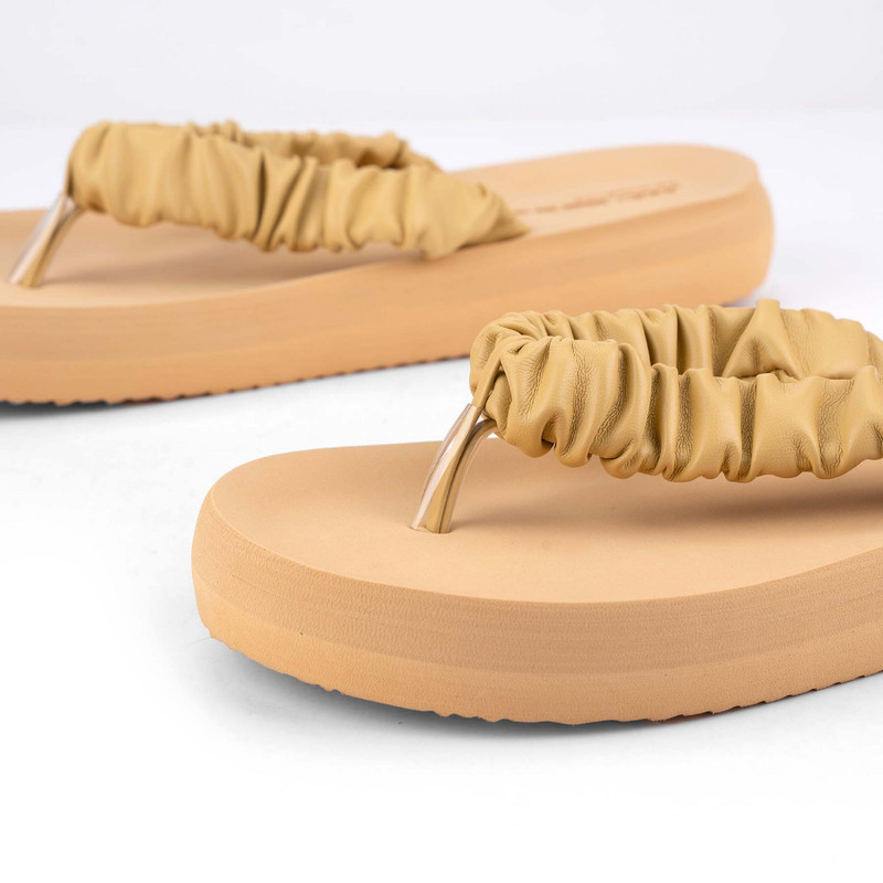 دمپایی لاانگشتی زنانه جوتی جینز مدل Soft کد 01 رنگ کرم