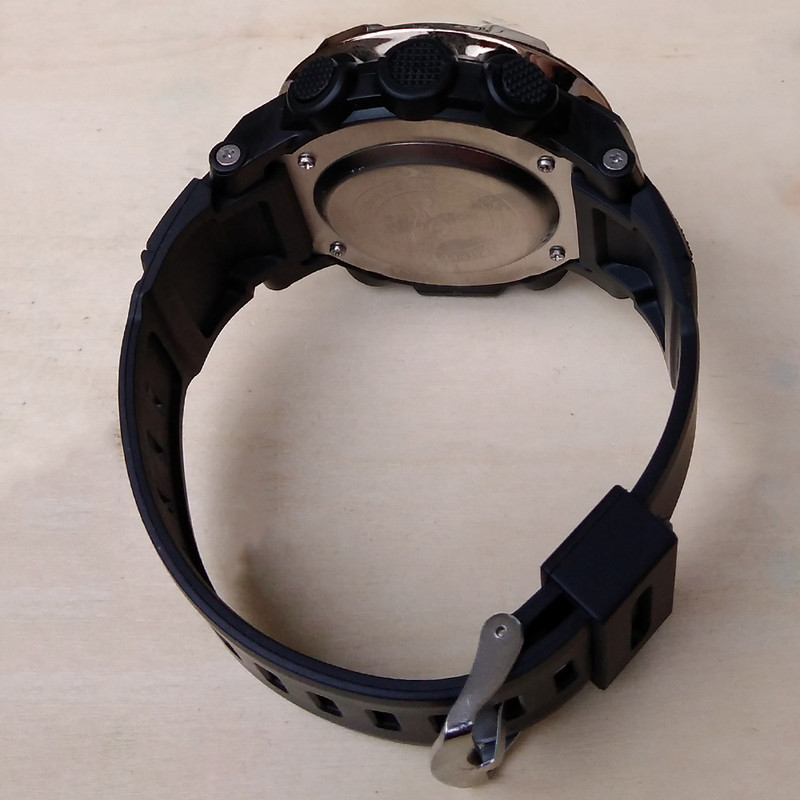 ساعت مچی دیجیتال پسرانه مدل اسپرت قاب استیل کد 125