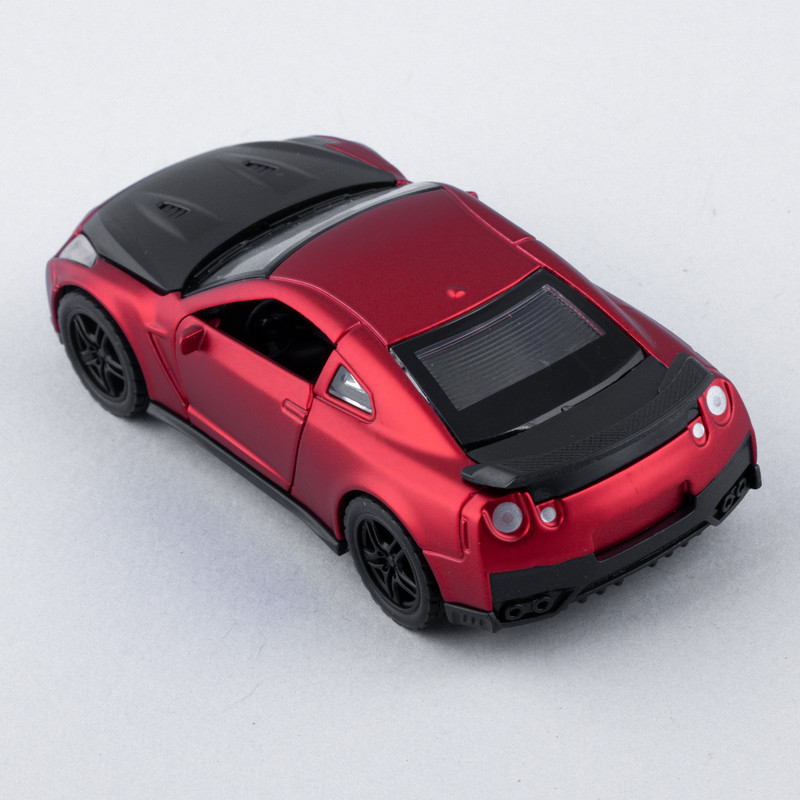 ماشین بازی مدل نیسان جی تی آر