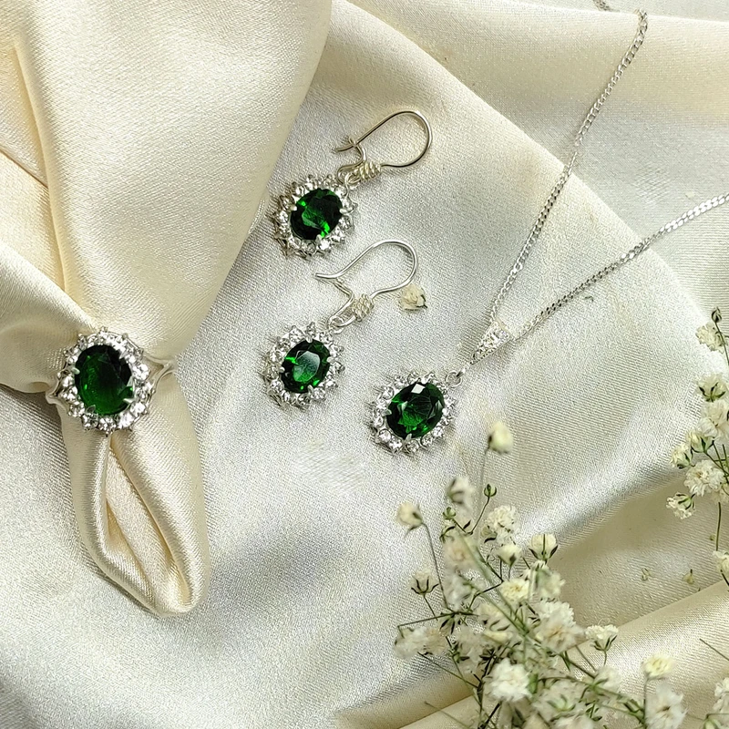 عکس شماره 7 : سرویس نقره زنانه سلین کالا مدل زمرد کد 90