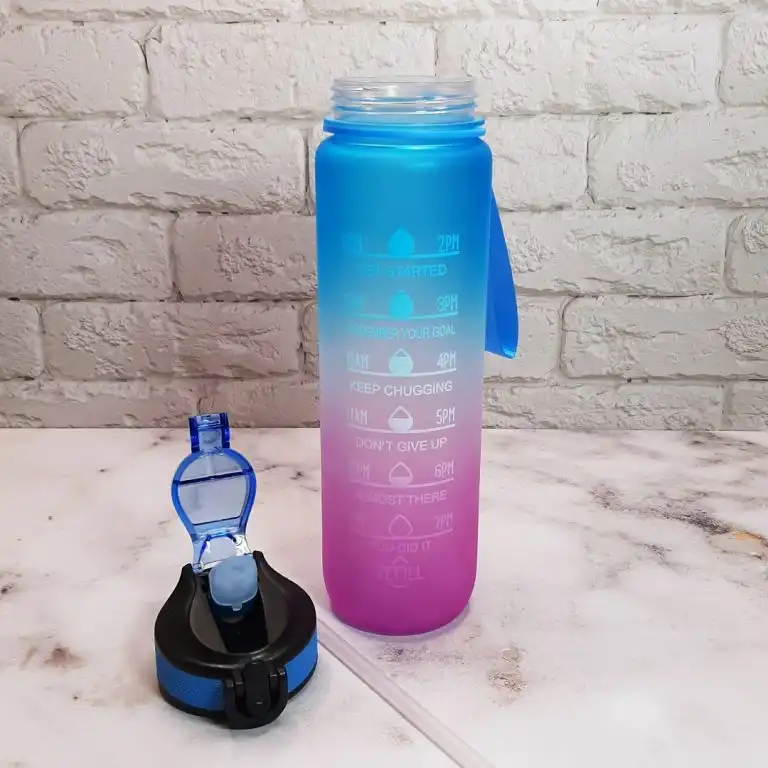 قمقمه دوچرخه مدل پاستیلی نی دار گنجایش 0.8 لیتر