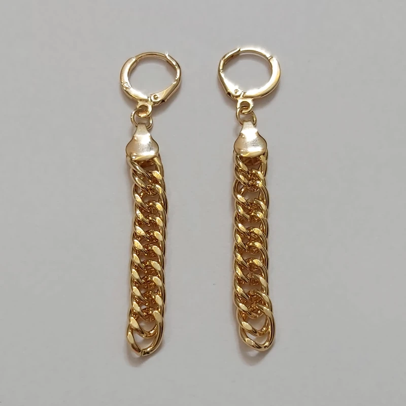 گوشواره زنانه مدل فانتزی کد cti110