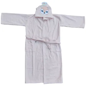 حوله پالتویی کودک پردیس مدل سنجاب فعال سایز 90 سانتی متر