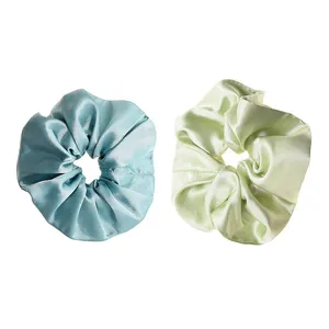 کش مو زنانه دلنار گالری مدل اسکرانچی ساتن پاستیلی کد 02 مجموعه 2 عددی