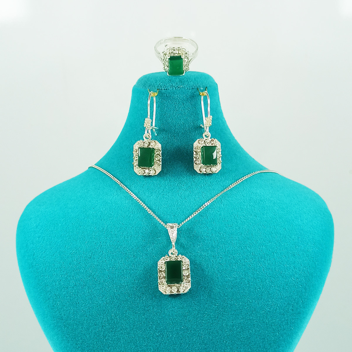 نیم ست نقره زنانه سلین کالا مدل عقیق یشم کد 111